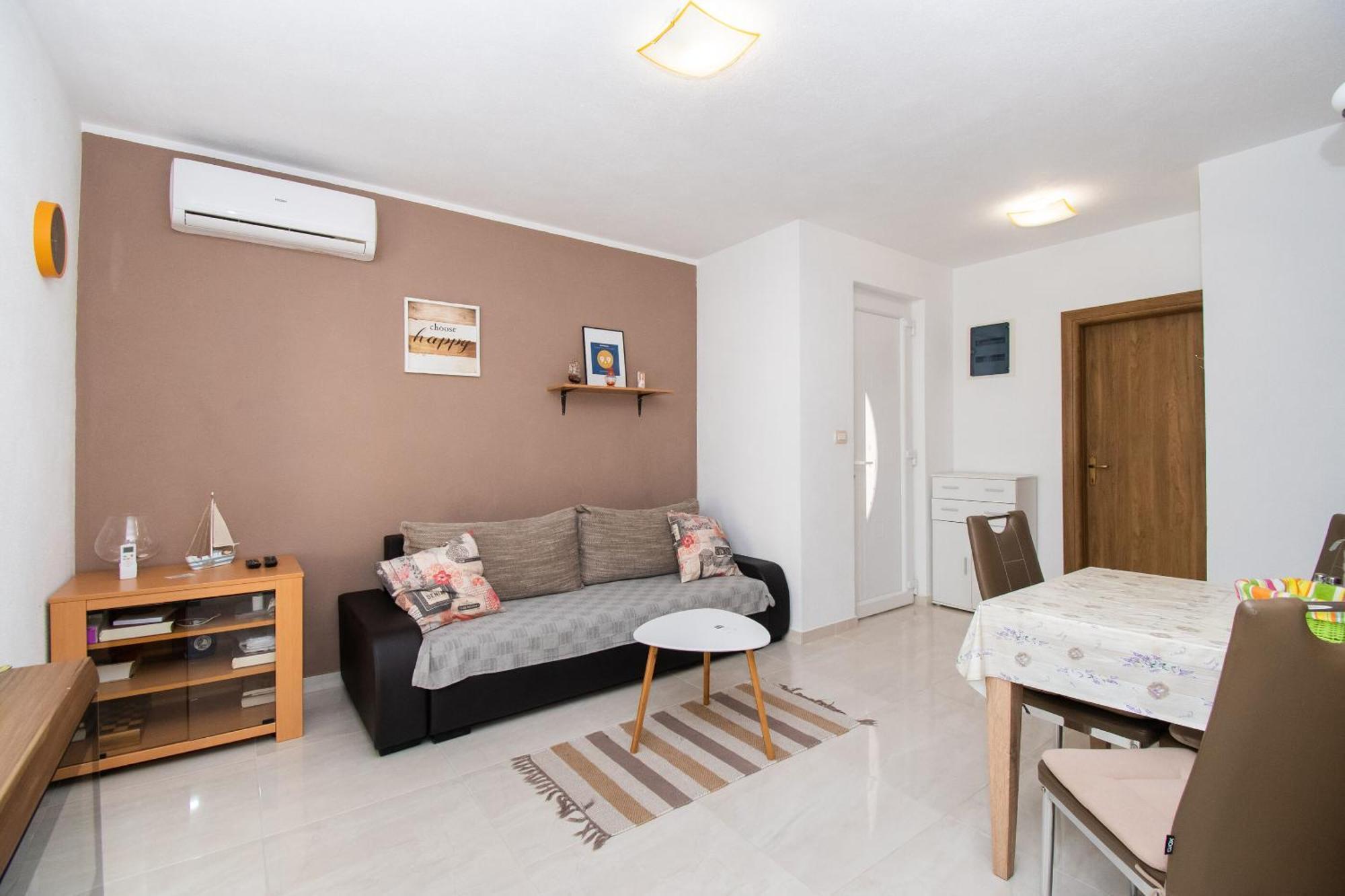 Apartment Ninic ซรีมา ภายนอก รูปภาพ