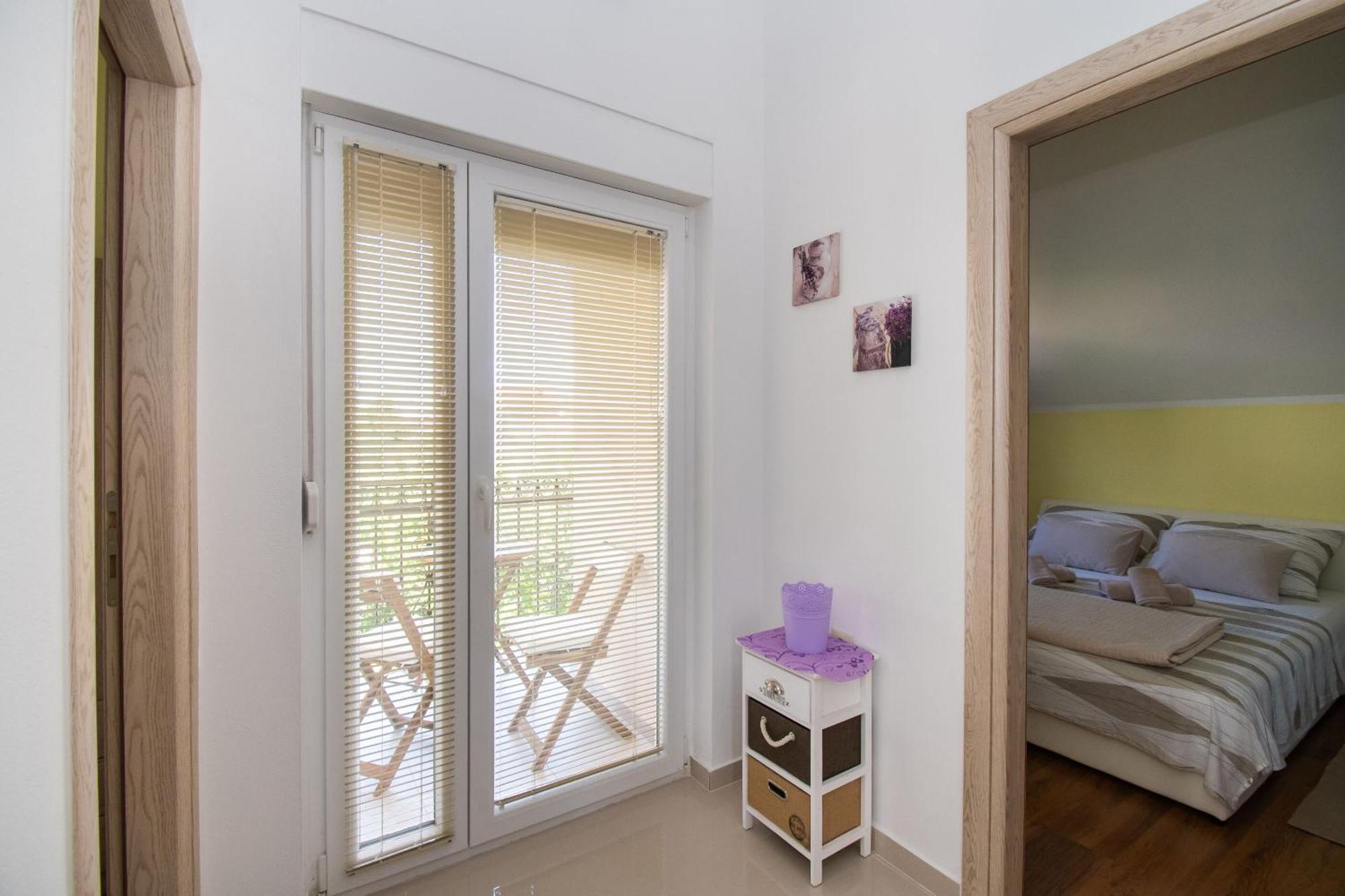 Apartment Ninic ซรีมา ภายนอก รูปภาพ