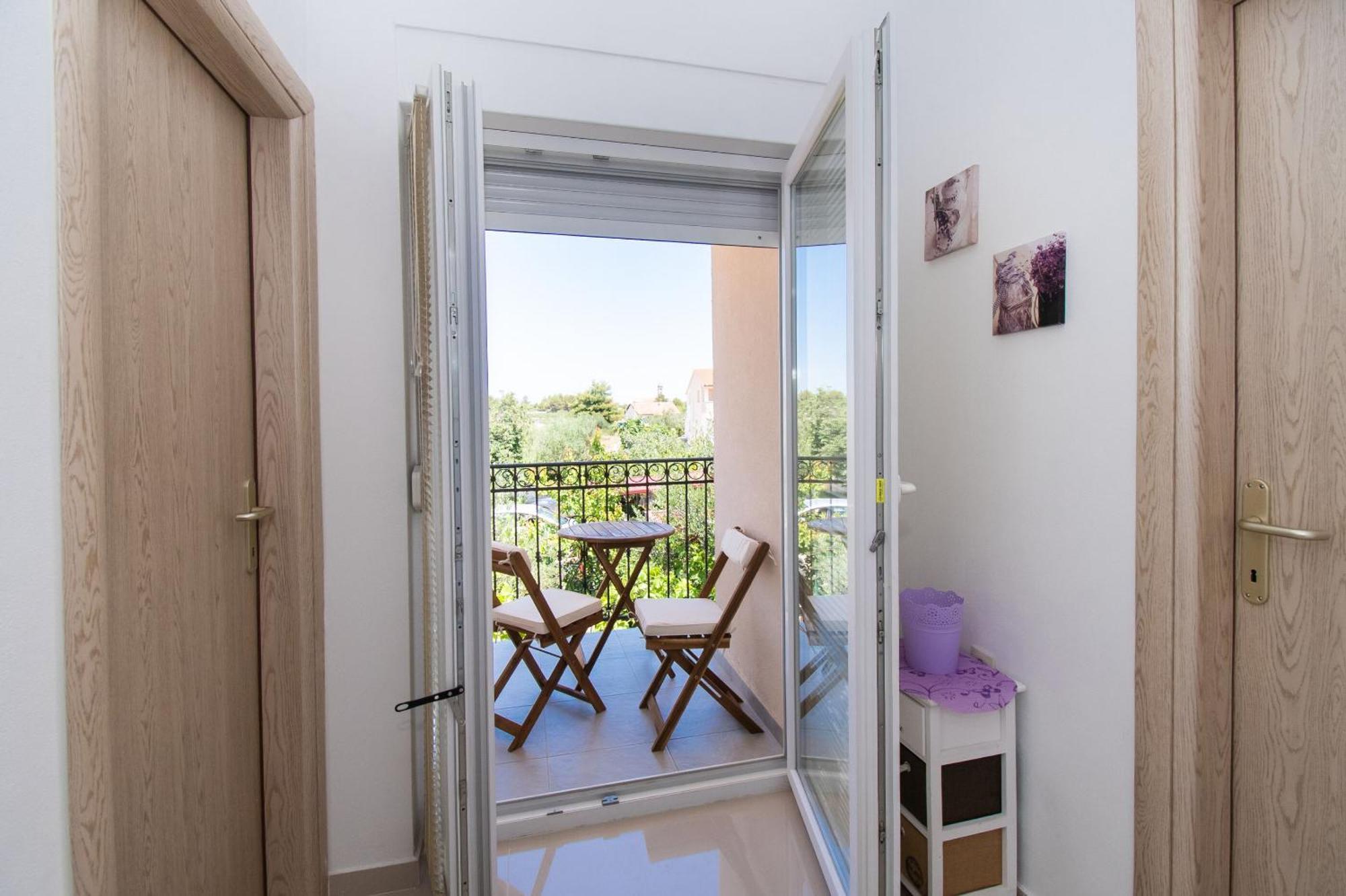 Apartment Ninic ซรีมา ภายนอก รูปภาพ